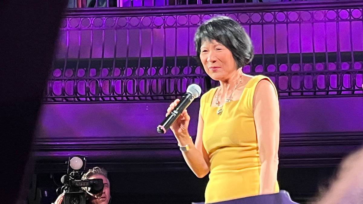 Olivia Chow sweeps in with promise of change and hope ≥ NEXT Magazine