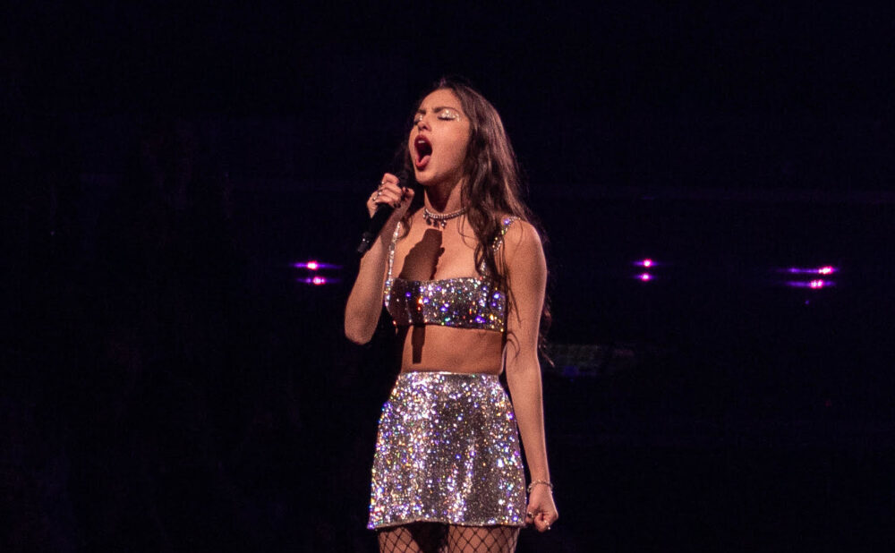 Olivia Rodrigo performing at Scotiabank Arena on her Guts World Tour (Photo Karen K. Tran)